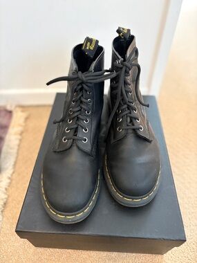 Dr. Martens Combs Black Leather 8-Eye Lace-Up Boots- Unisex